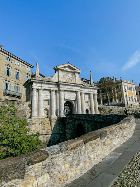 Blick auf die Porta san Giacomo