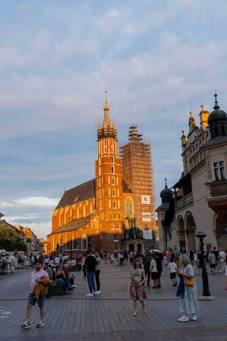 Marienkirche in Krakau am Abend