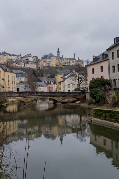 Die Alzette im Luxemburger Stadtteil Grund
